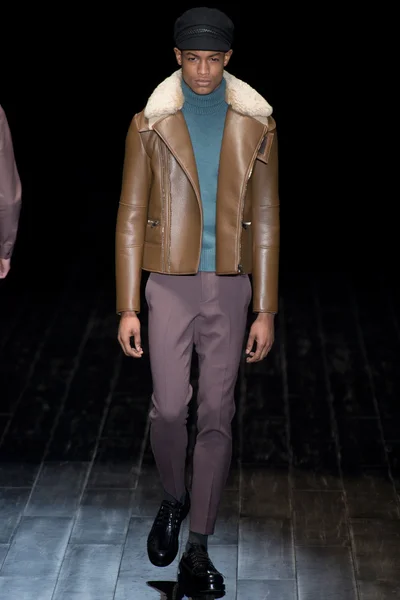 Look 20